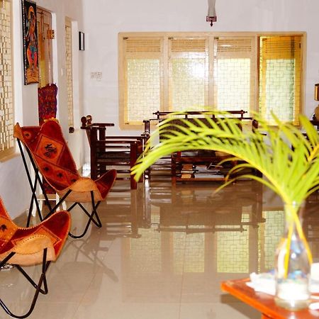 Allens Home Stay Jaffna Exteriör bild