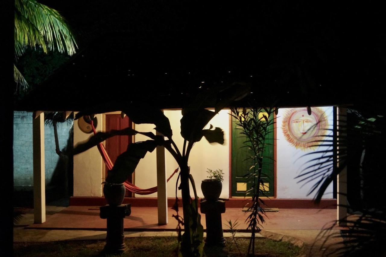 Allens Home Stay Jaffna Exteriör bild